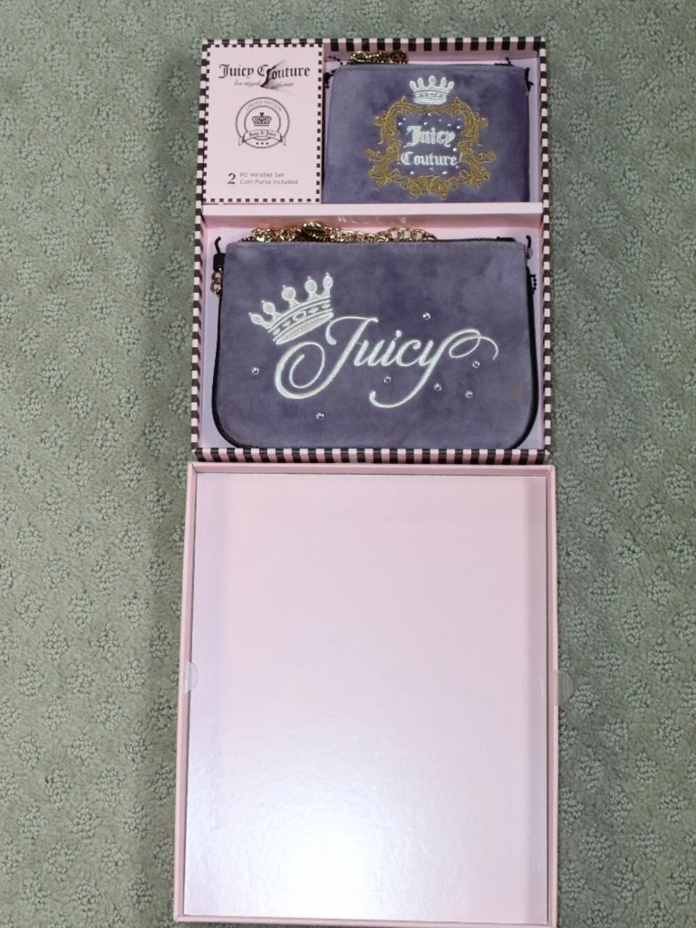 Juicy Couture Heritage Wristlet Set Dusty Violet 2 Pc Pouch Limited Edition